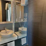 Aiglon Hotel 3*