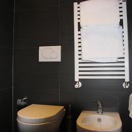 Aiglon Hotel