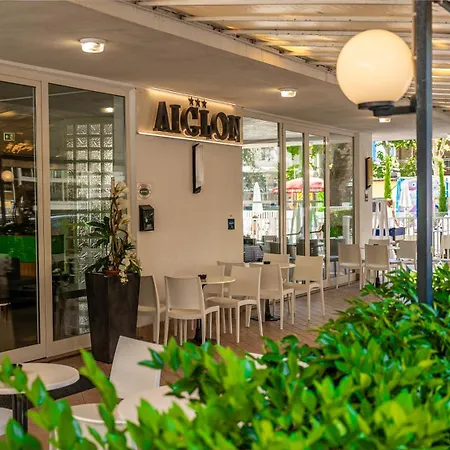 Hotel Aiglon 3*