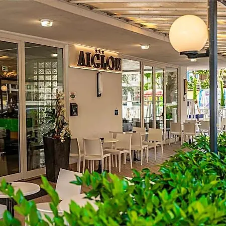Hotel Aiglon 3*
