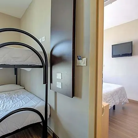 Aiglon Hotel 3*