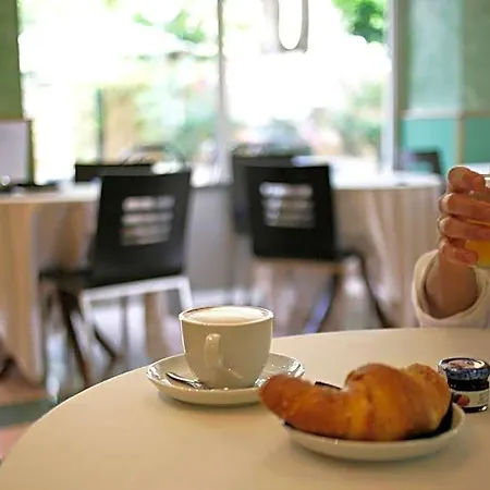 Aiglon Hotel