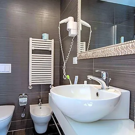 Aiglon 3* Rimini