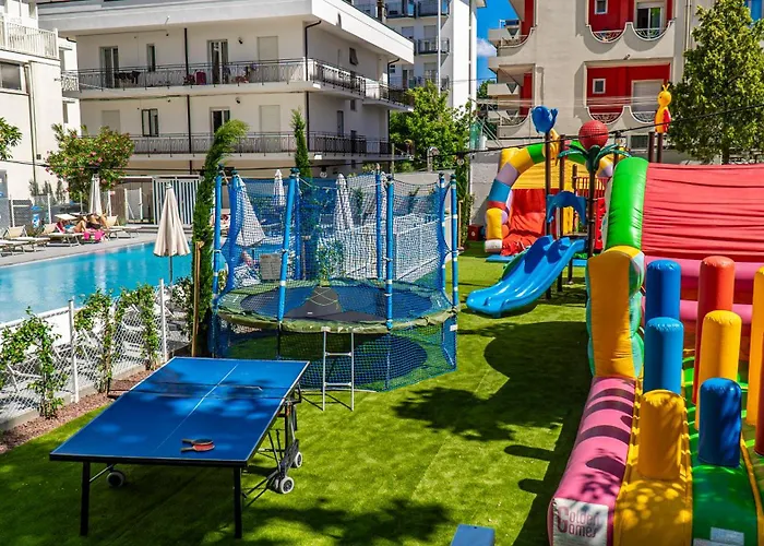 Отель Aiglon Римини