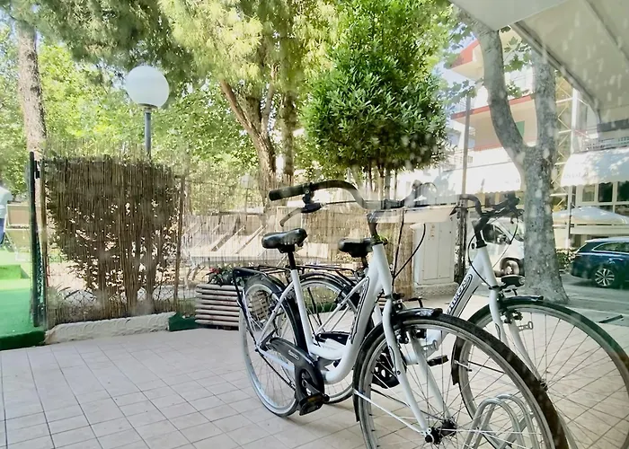 Aiglon מלון רימיני